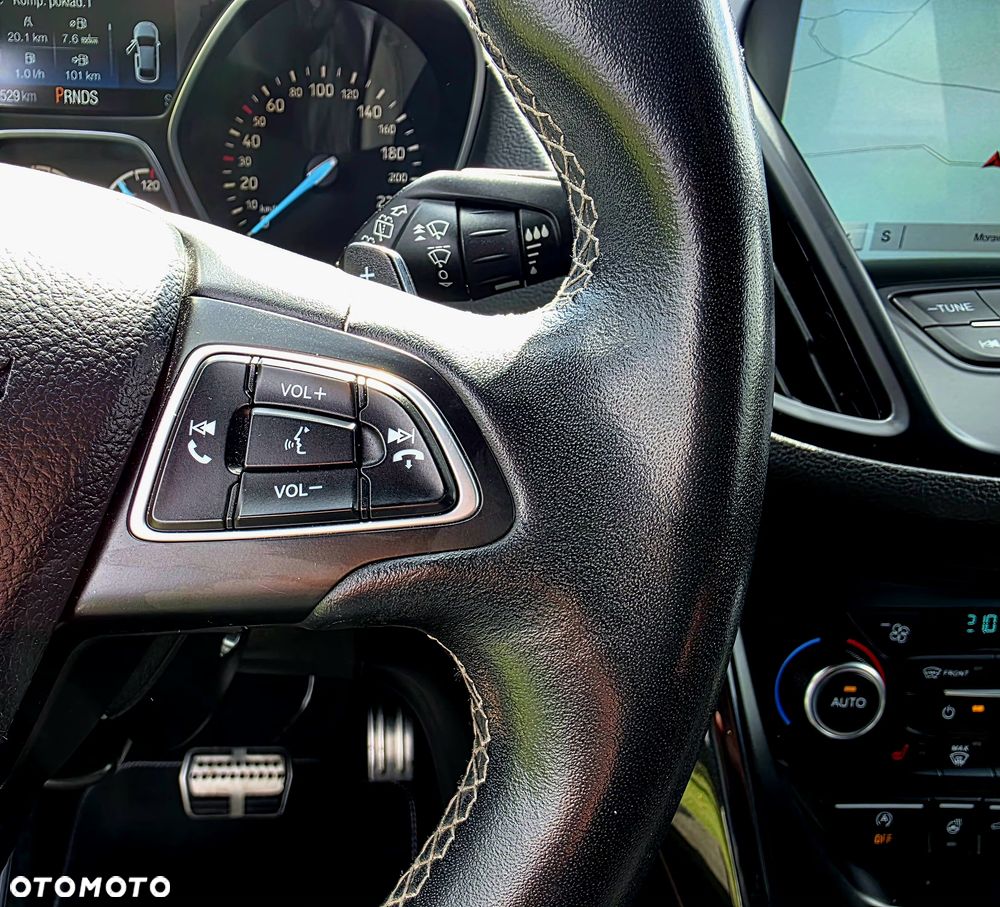 Ford Kuga 2.0 TDCi AWD ST-Line - 27