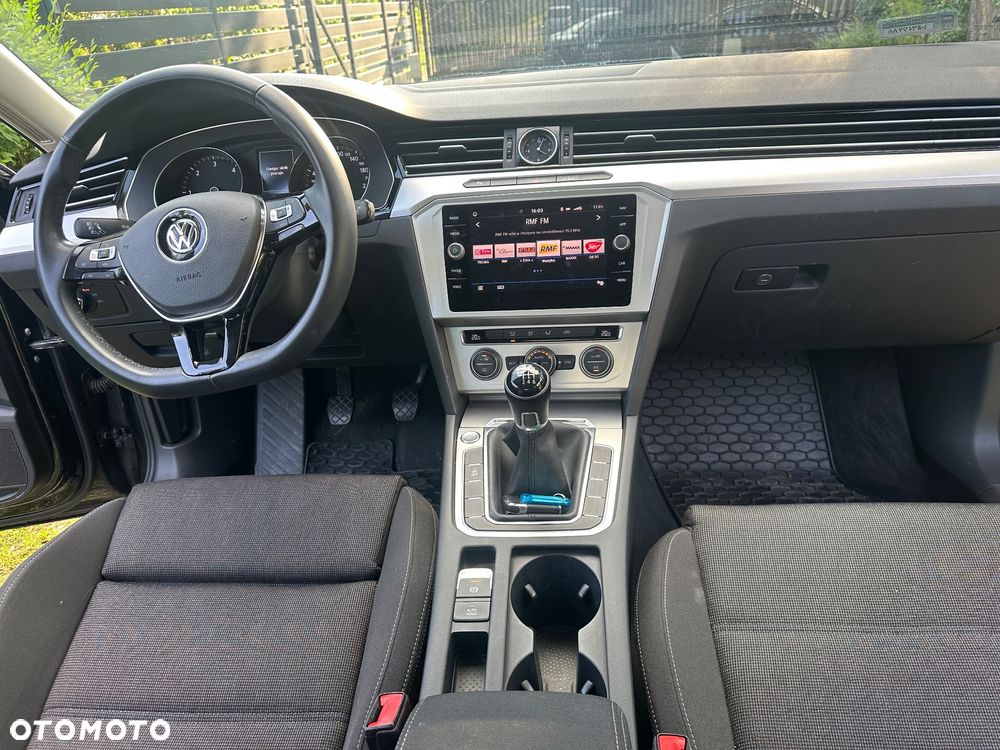 Volkswagen Passat 2.0 TDI BMT Comfortline - 5
