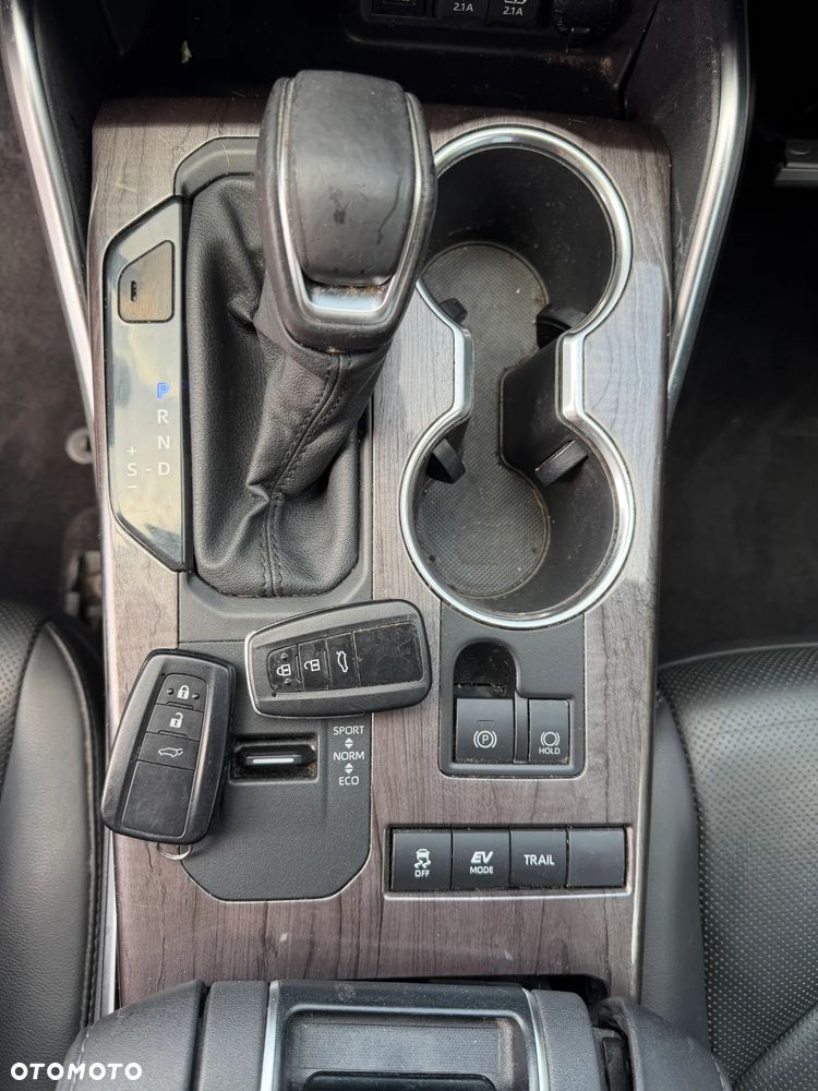 Toyota Highlander 2.5 Hybrid Executive - 13