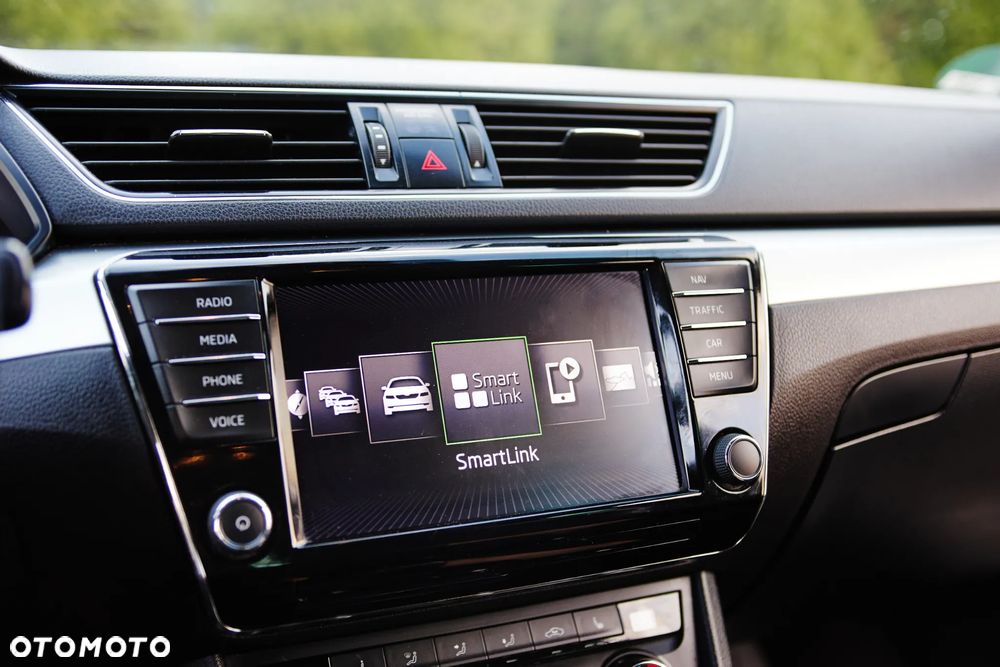Skoda Superb 2.0 TDI 4x4 Premium Edition - 19