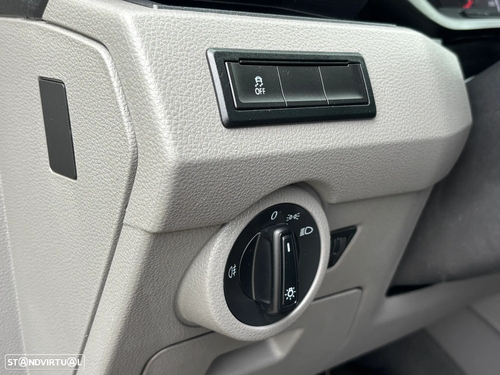 VW Transporter - 18