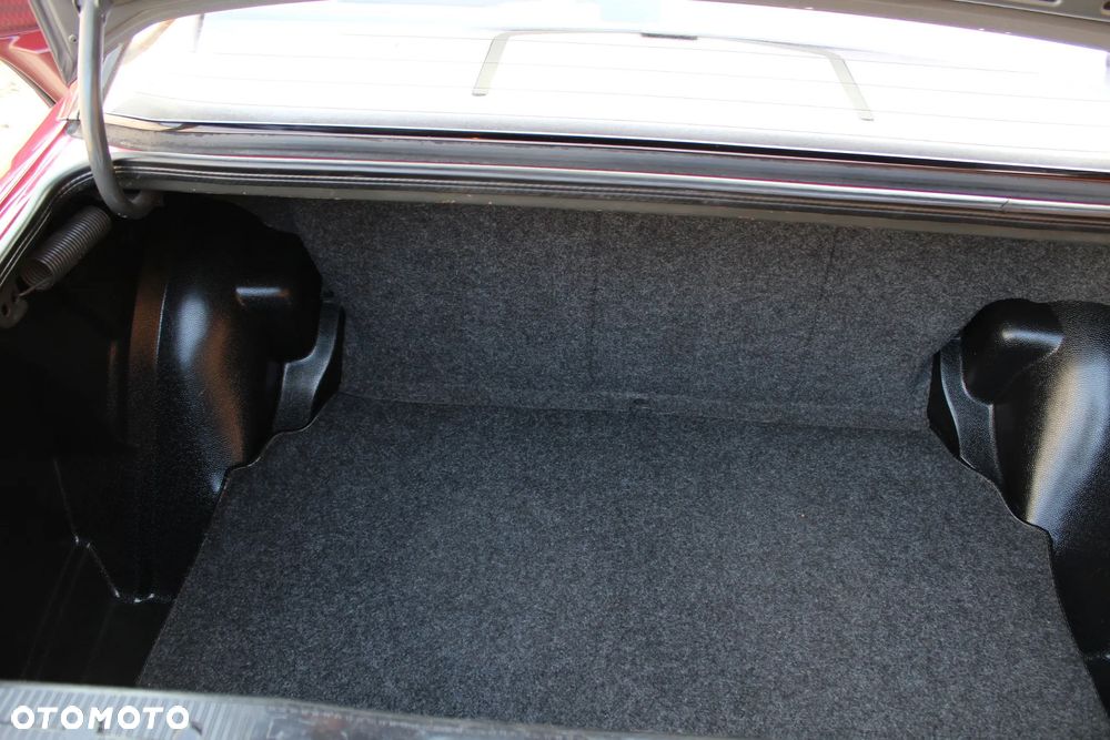 Mercedes-Benz W201 (190) - 28