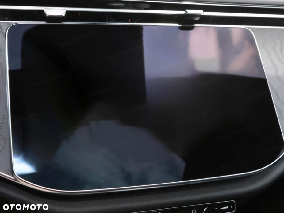 Mercedes-Benz Klasa E - 16