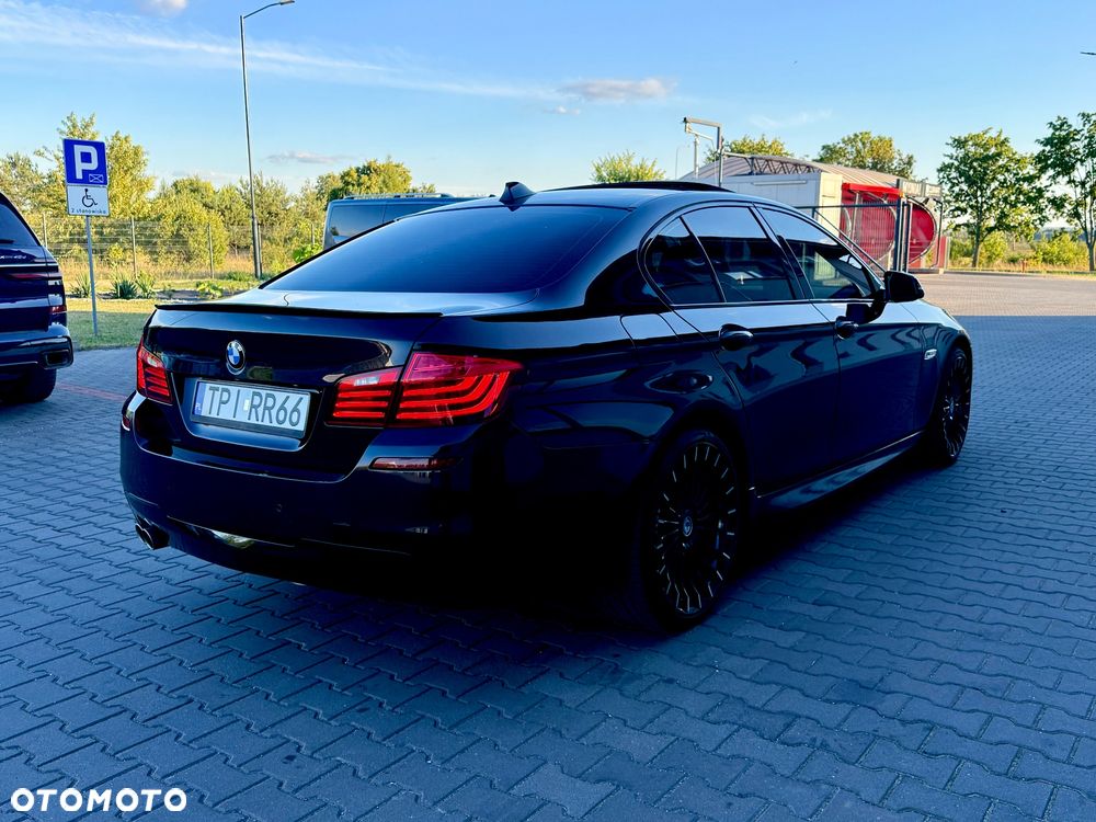 BMW Seria 5 530d xDrive Modern Line - 3