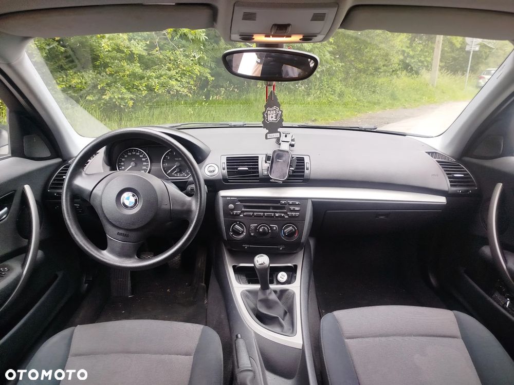 BMW Seria 1 118i - 8