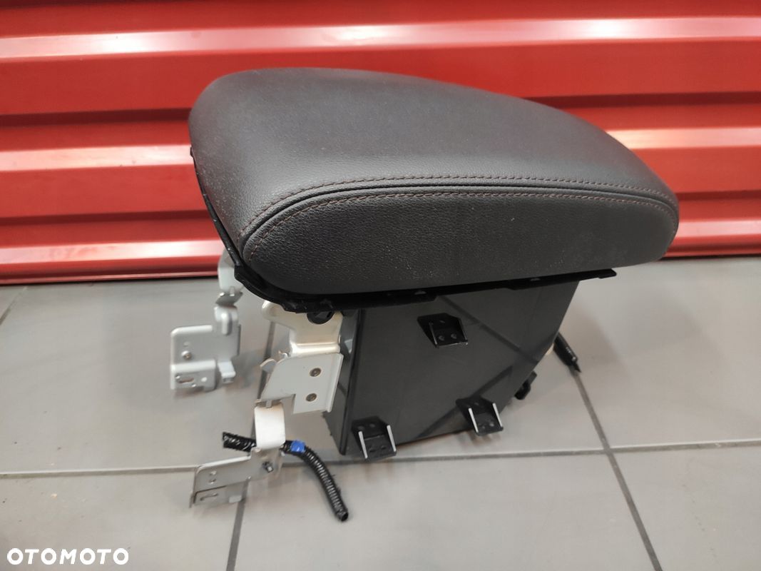 INFINITI FX30D 3.0D FX35 QX70 PODŁOKIETNIK SCHOWEK TUNELU SKÓRA ŁADNY - 1