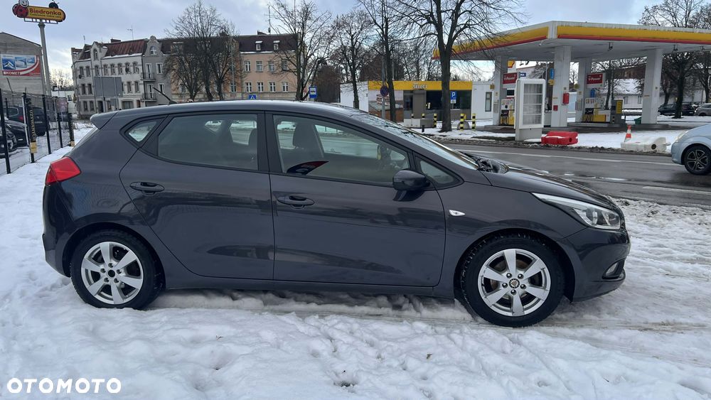Kia Ceed - 5