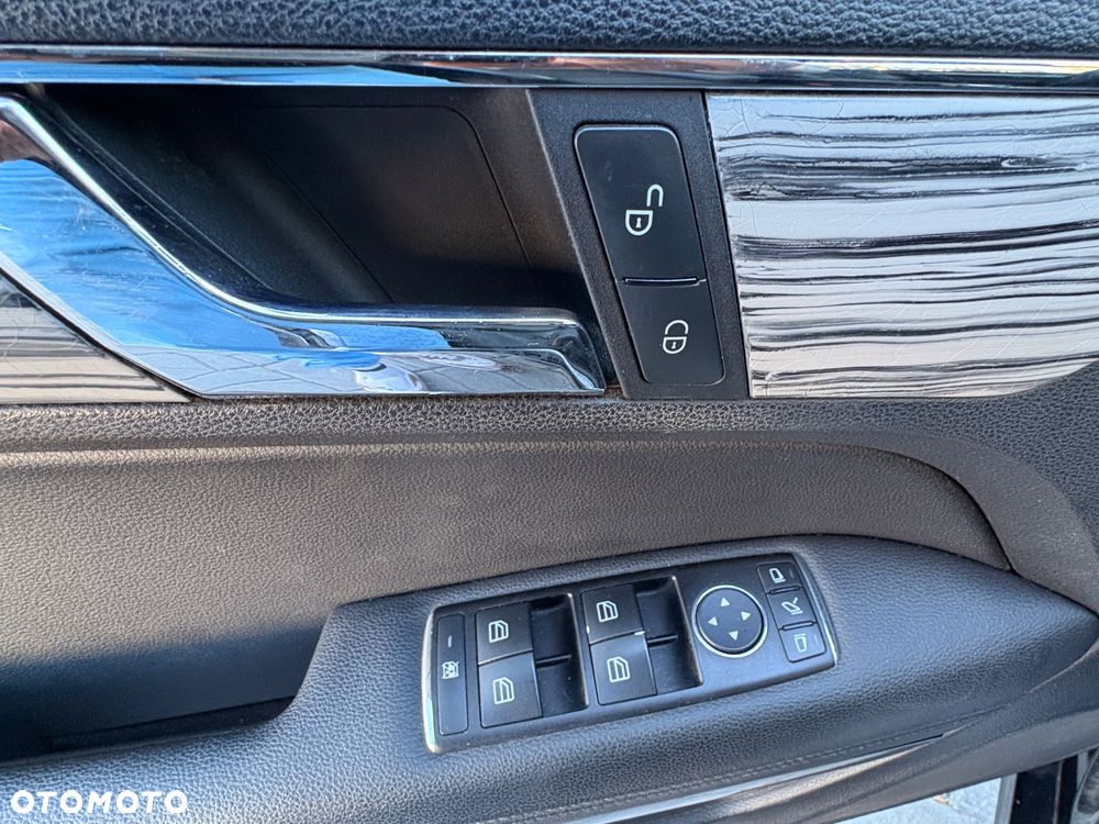 Mercedes-Benz Klasa E 250 CGI BlueEffICIENCY - 13