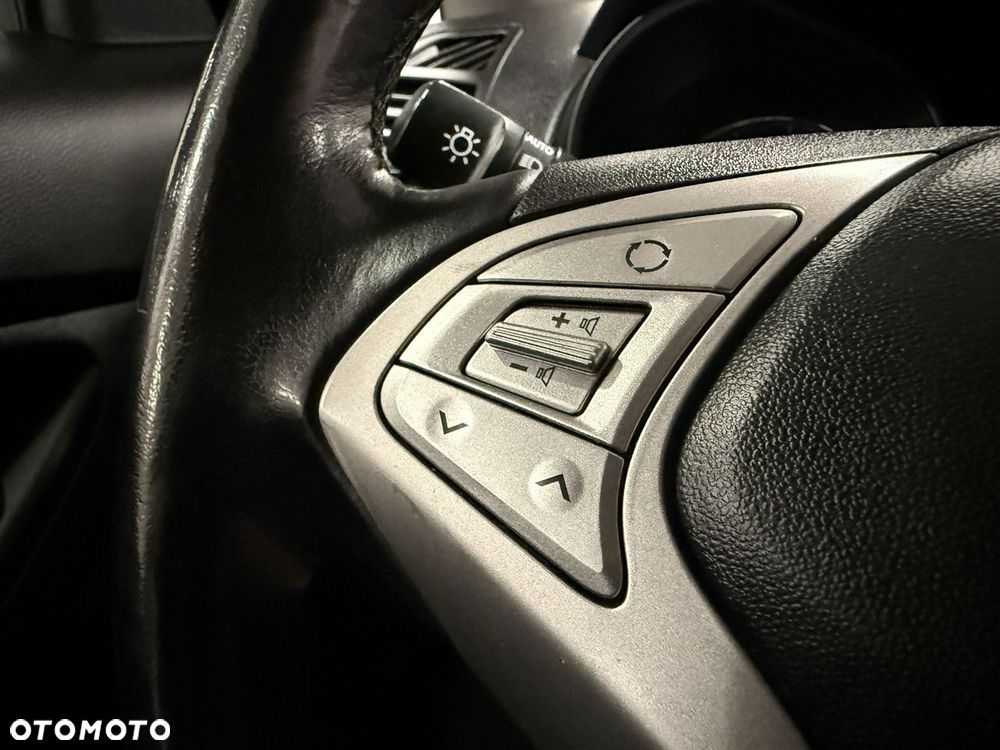 Hyundai ix20 - 28