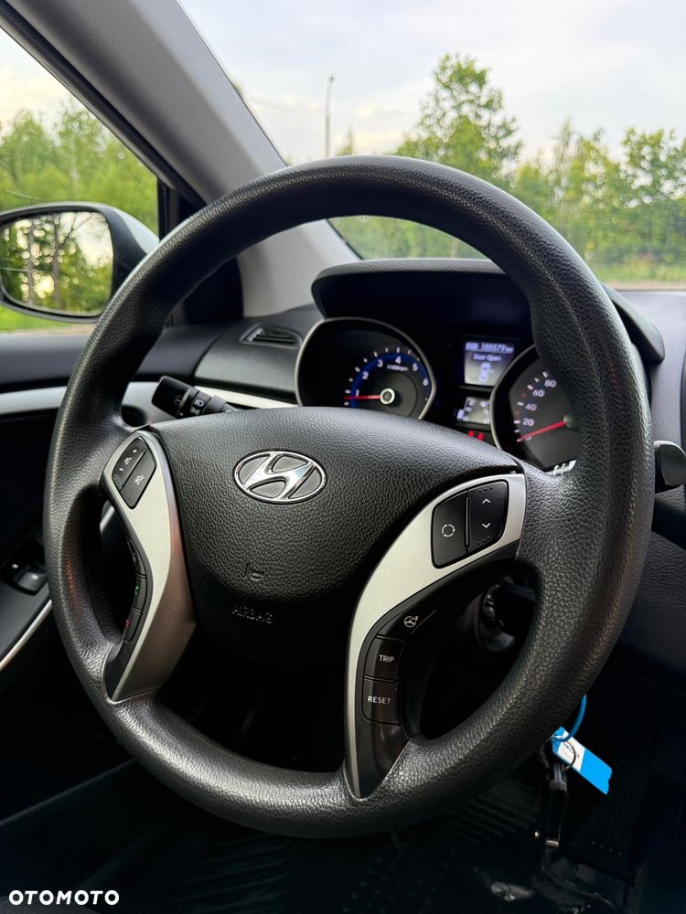 Hyundai i30 1.6 Premium - 29