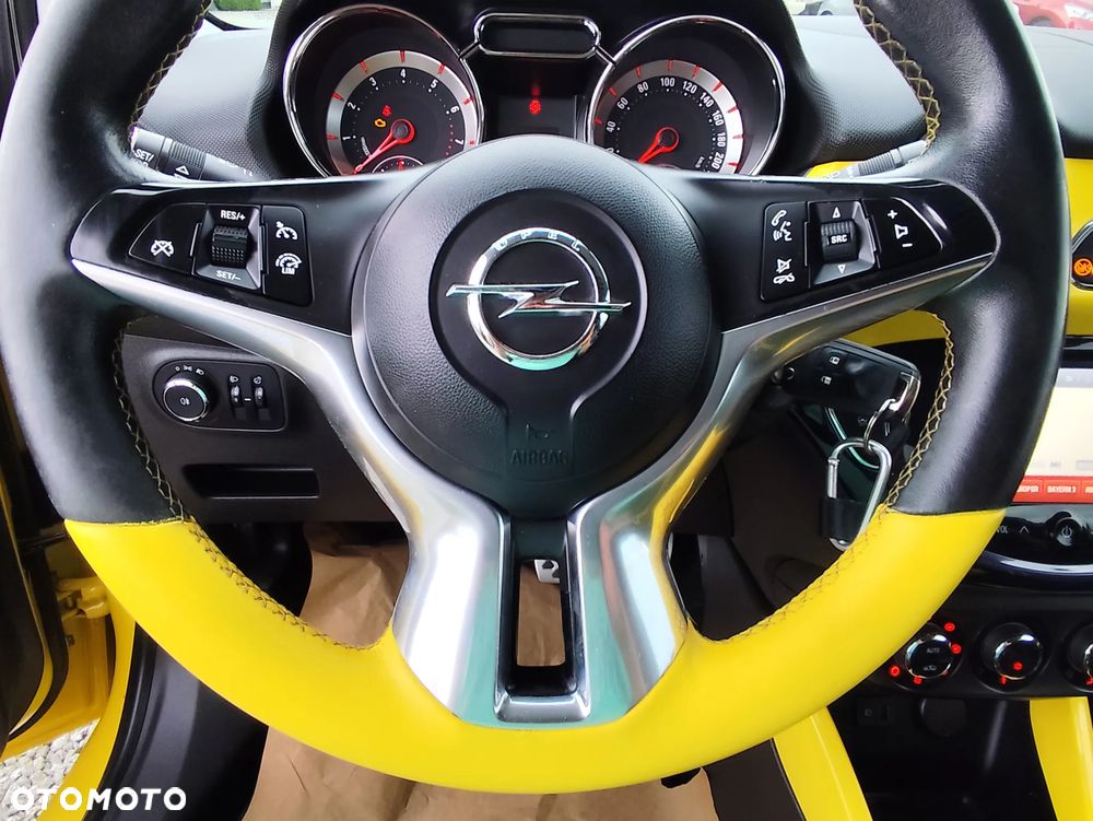 Opel Adam 1.2 Black Jack - 15
