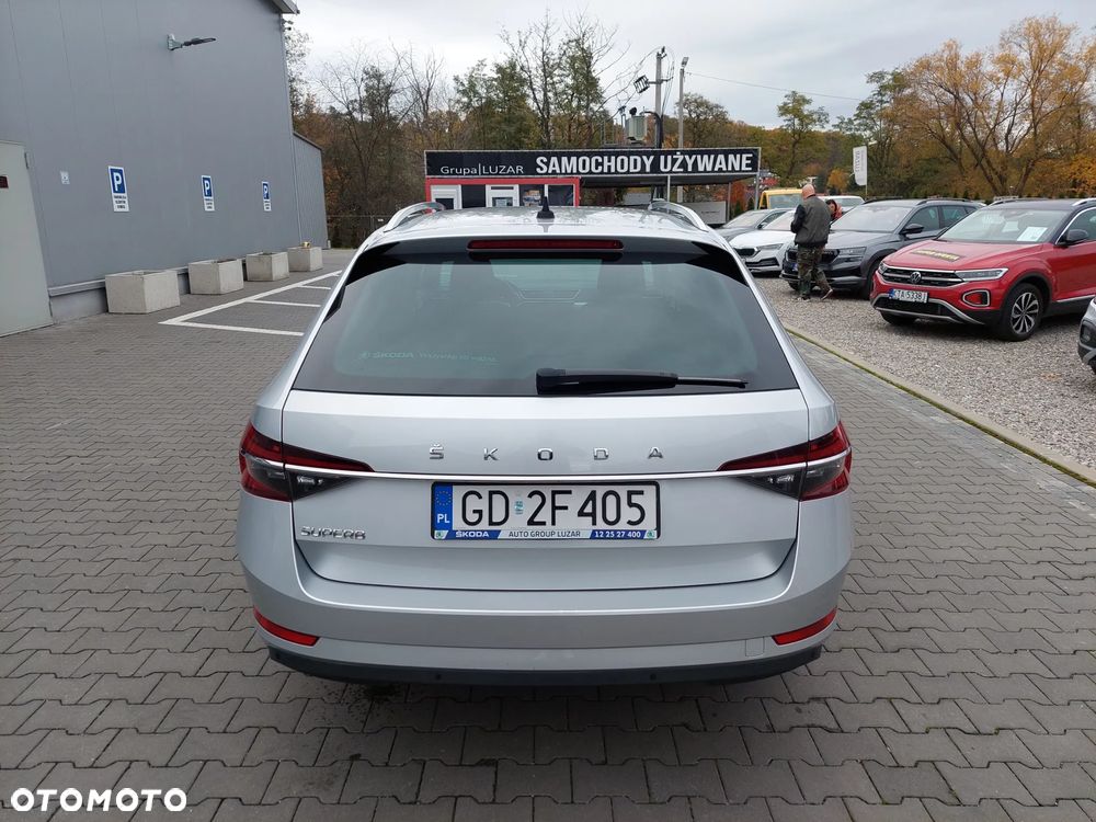 Skoda Superb 1.5 TSI Ambition DSG - 9