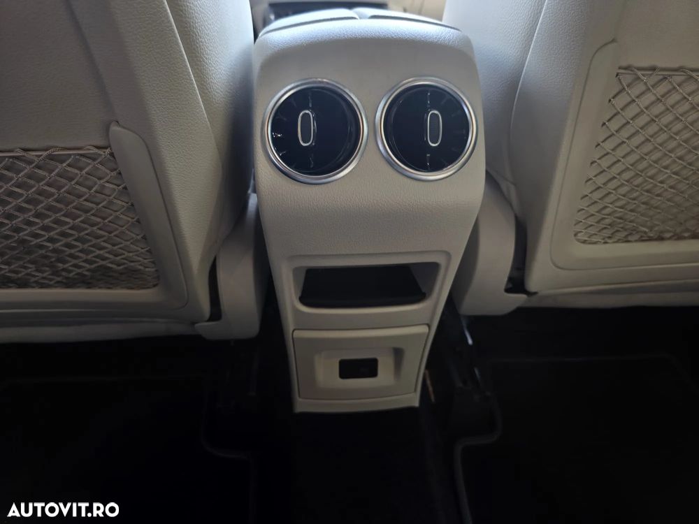 Mercedes-Benz GLB 250 8G-DCT Progressive - 29