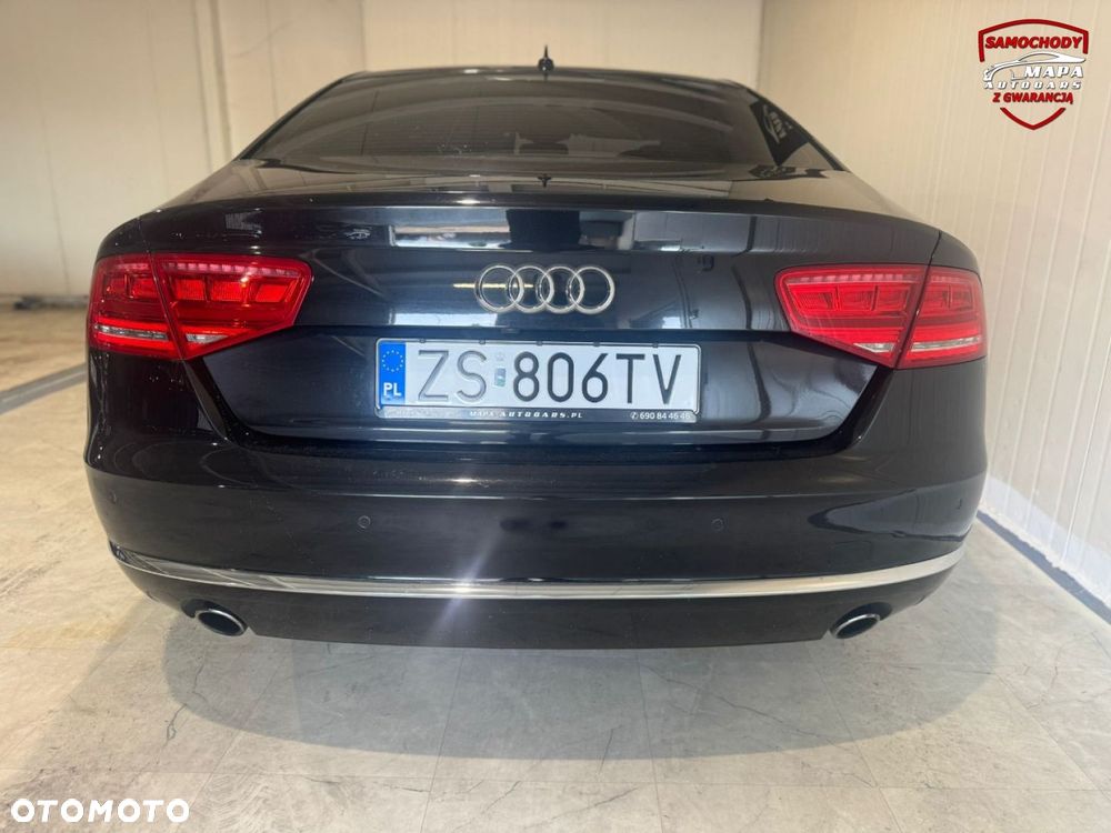 Audi A8 - 6