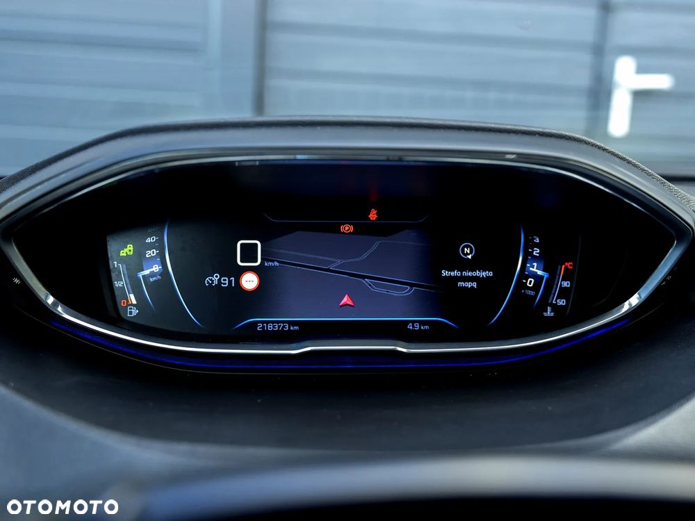 Peugeot 5008 1.6 BlueHDi Allure 7os - 27