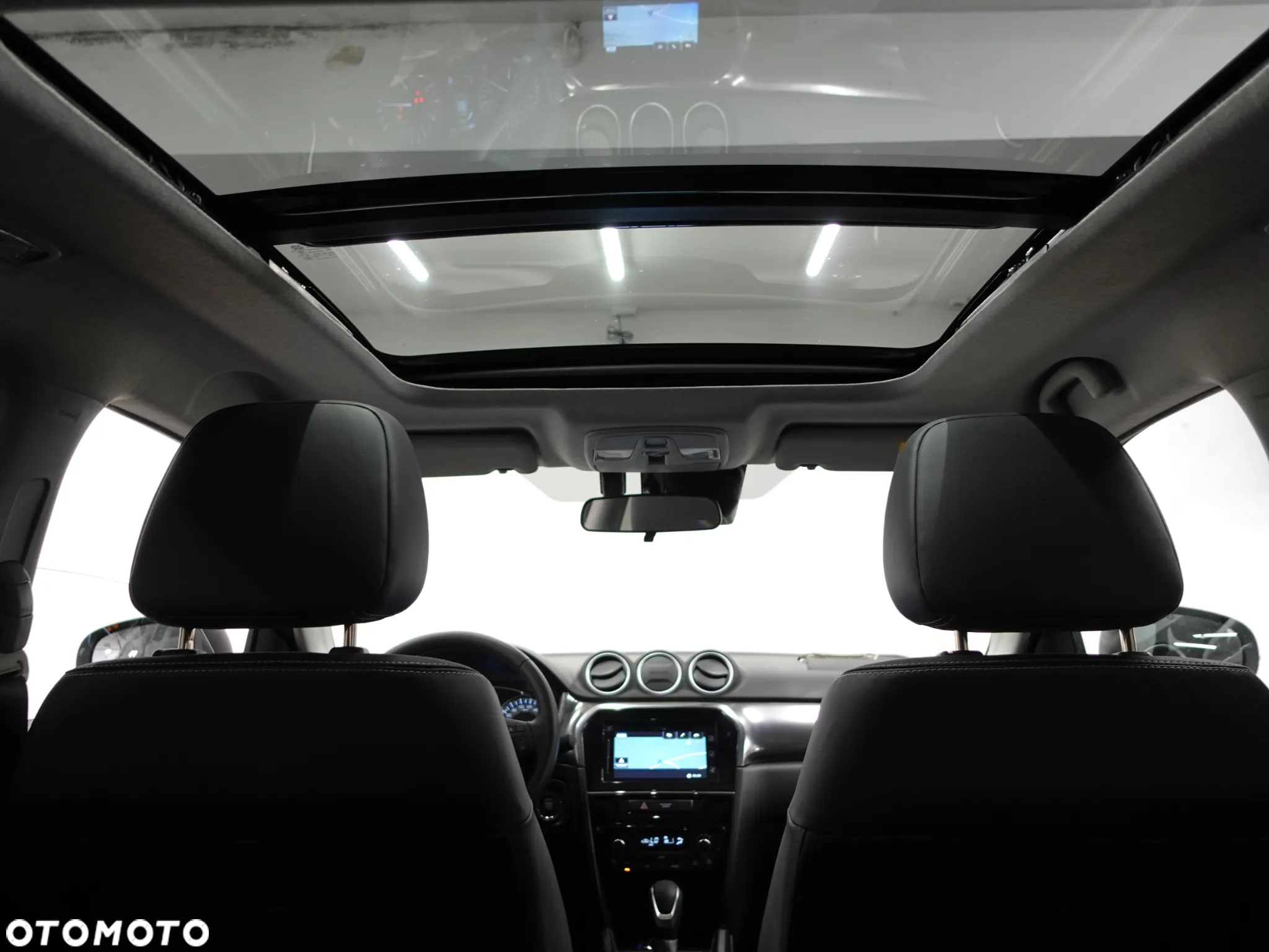 Suzuki Vitara 1.5 DualJet Hybrid Premium Plus 4WD AGS - 27