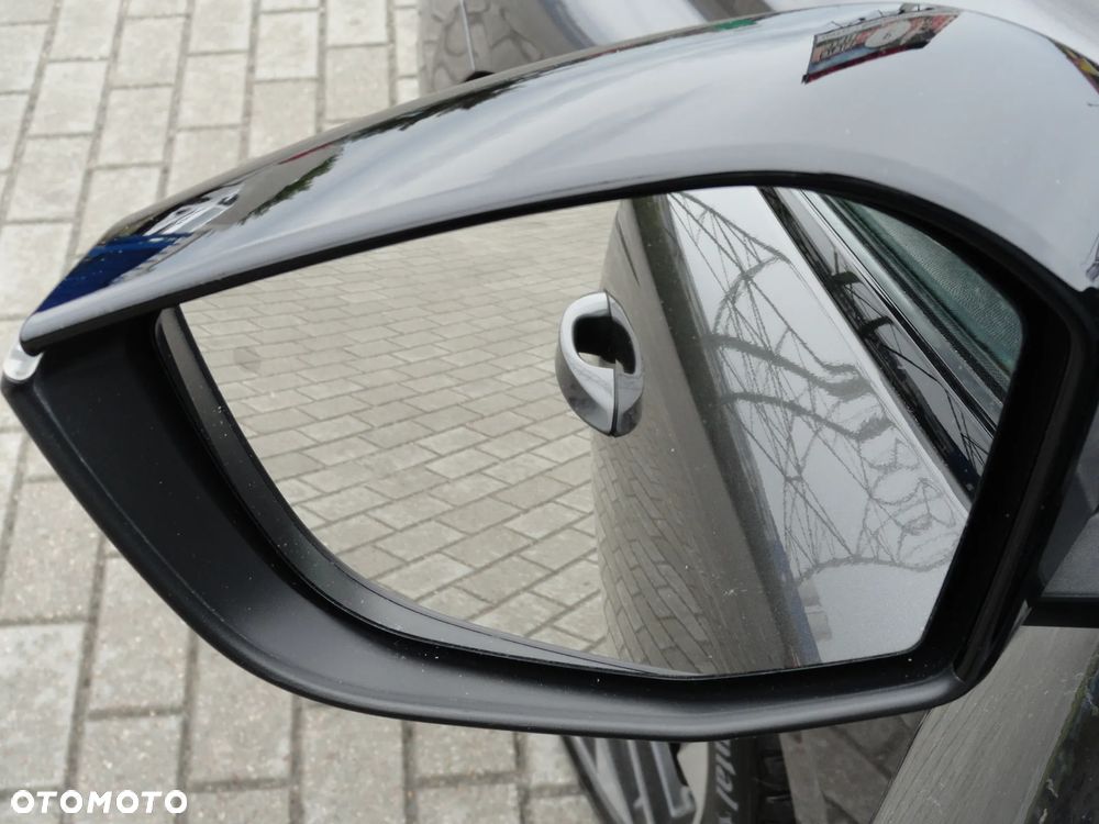 Peugeot 308 BlueHDi 130 EAT8 Stop & Start Allure Pack - 23