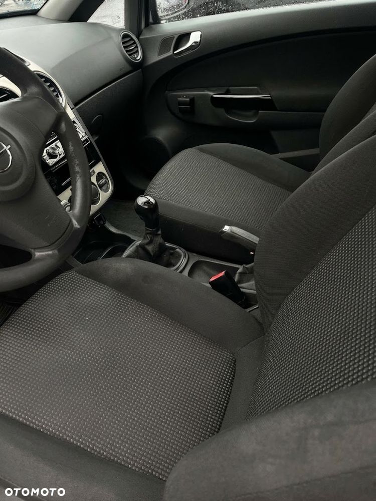 Opel Corsa - 6