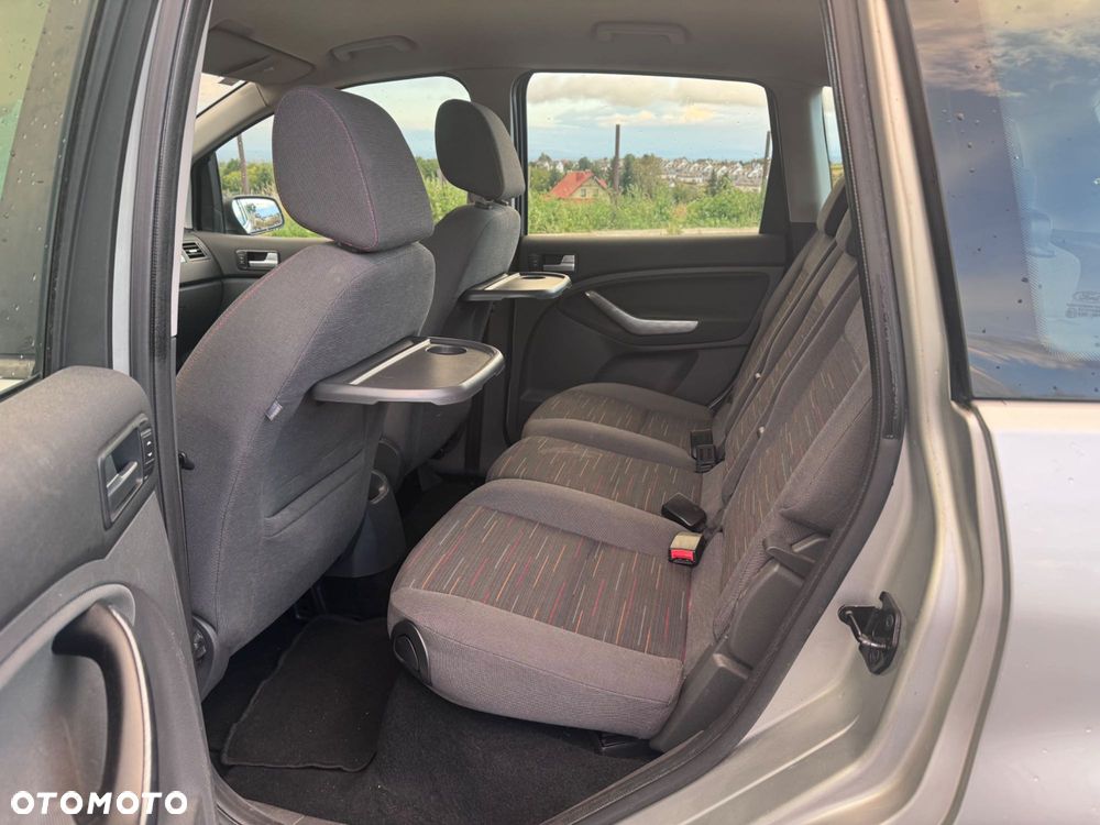 Ford C-MAX - 7