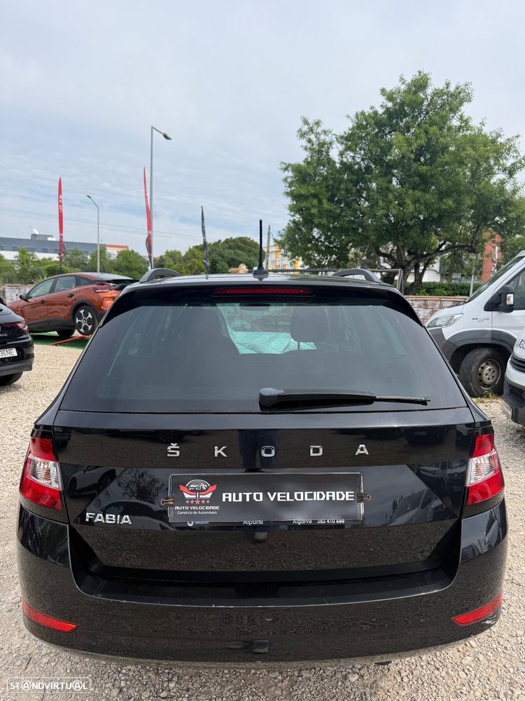 Skoda Fabia Break 1.0 TSI Ambition DSG - 8
