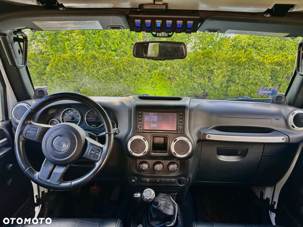 Jeep Wrangler - 29