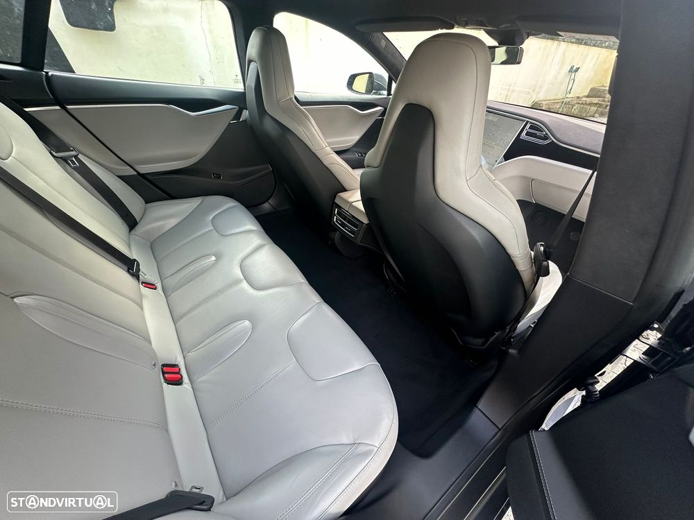 Tesla Model S Standard - 15