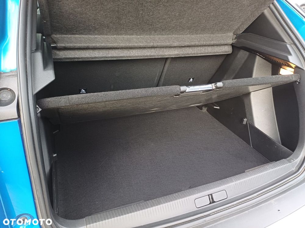 Peugeot 2008 1.2 PureTech Allure Pack S&S EAT8 - 30