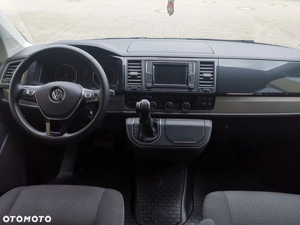 Volkswagen California - 11