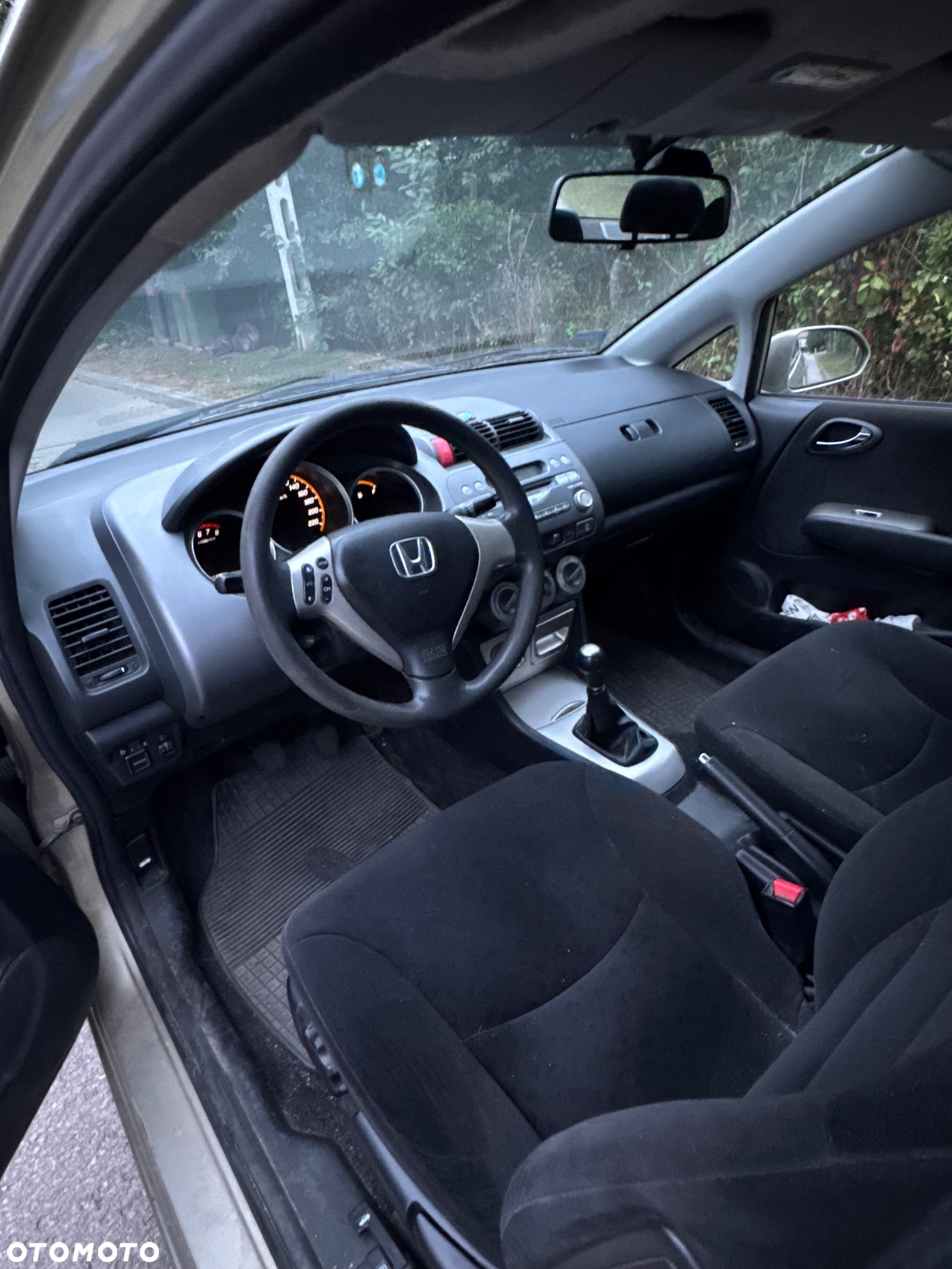 Honda City 1.4 Comfort - 9