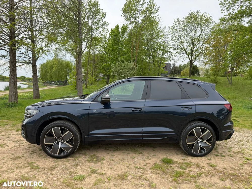 Volkswagen Touareg 3.0 V6 TDI SCR 4Motion Automatik R-Line - 4
