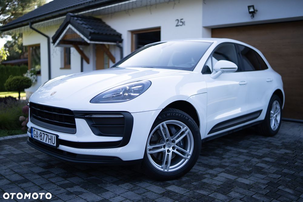 Porsche Macan Standard - 3