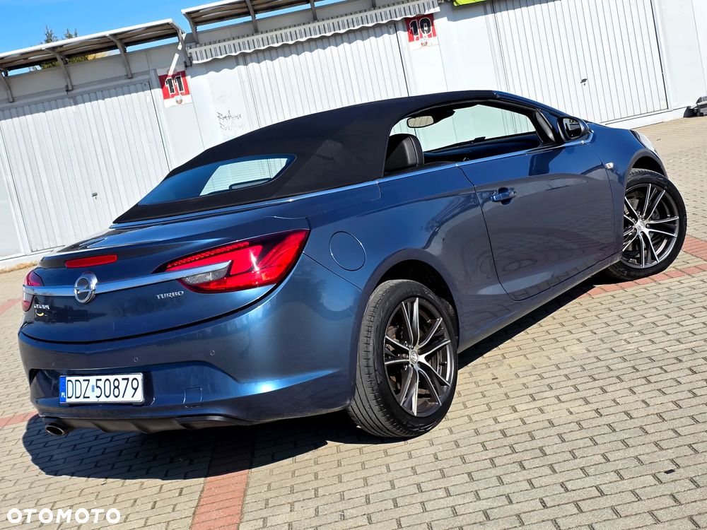 Opel Astra 2.0 T Cosmo - 2