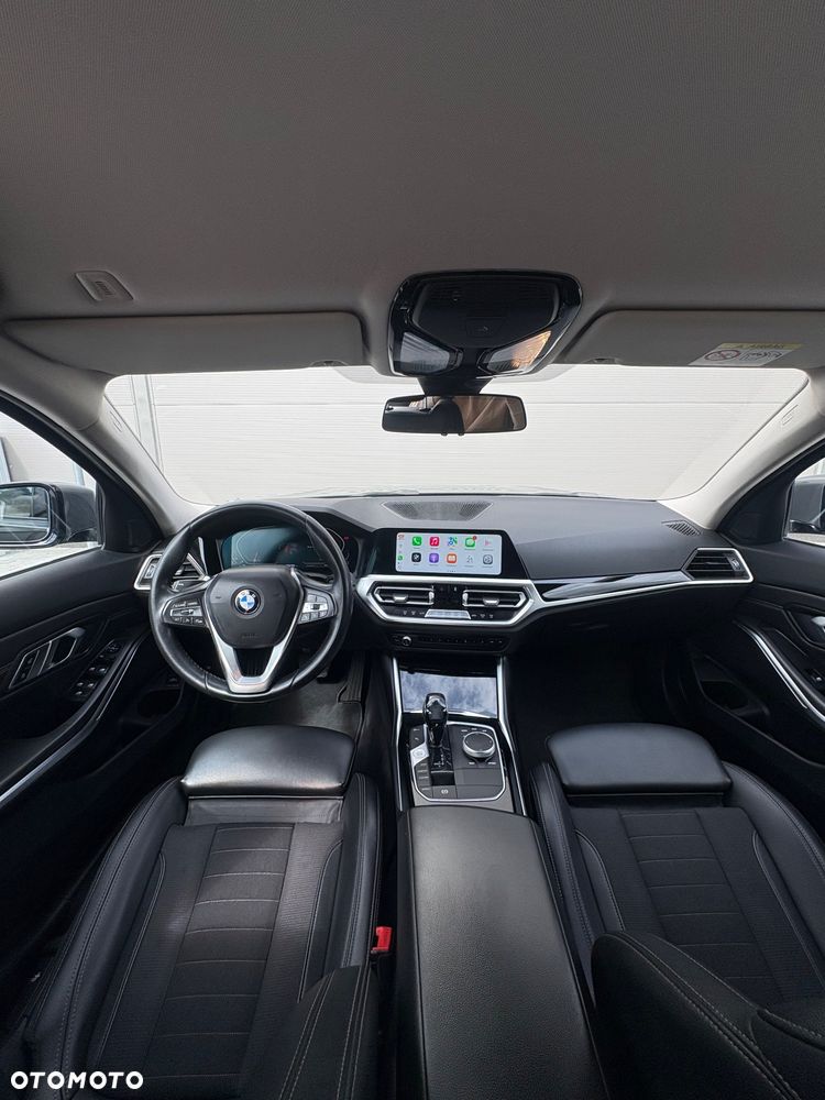 BMW Seria 3 320d Sport Line - 18