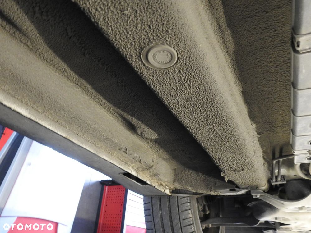 Kia Sportage 1.7 CRDI 2WD ISG Dream-Team Edition - 35