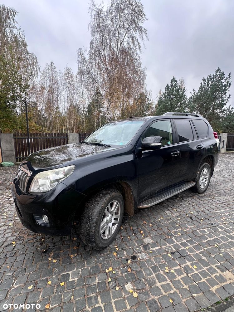 Toyota Land Cruiser 2010 photo 5