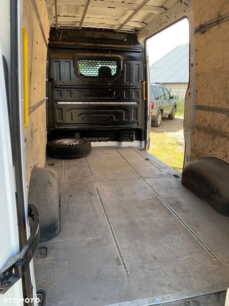 Volkswagen CRAFTER - 5