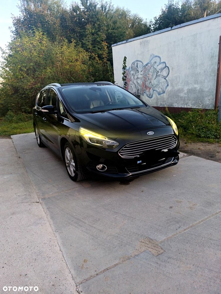 Ford S-Max - 15