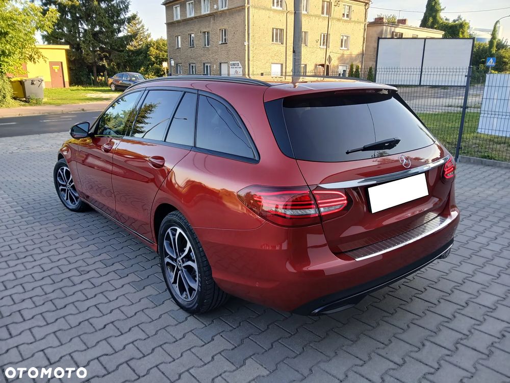 Mercedes-Benz Klasa C 220 d 4MATIC 9G-TRONIC - 28