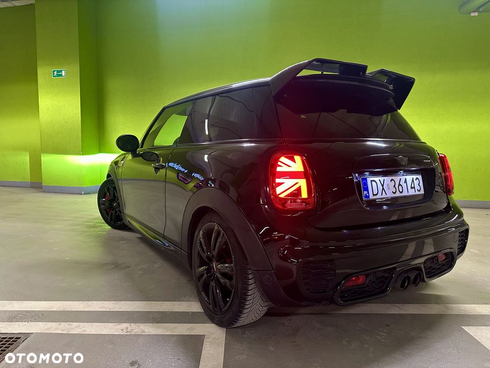 MINI John Cooper Works Essential Trim - 6