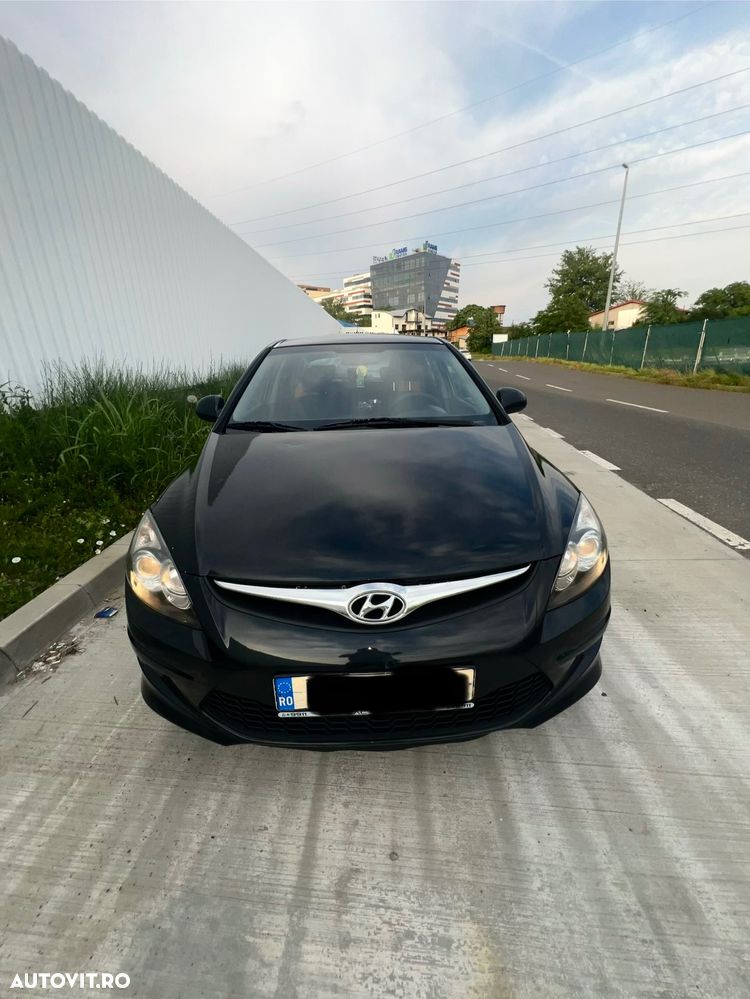 Hyundai i30 1.4 GL Classic - 1