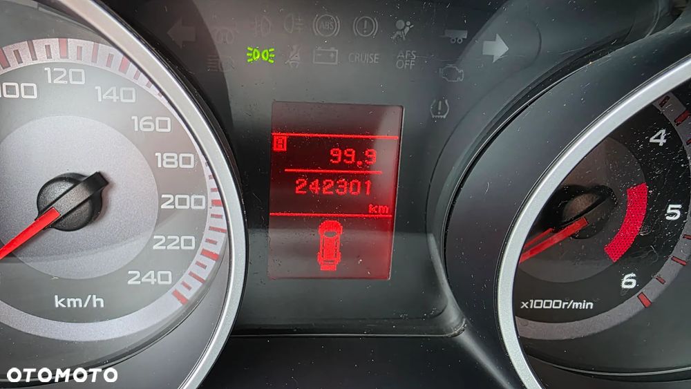 Mitsubishi Outlander 2.0 DI-D 4WD Inform - 13