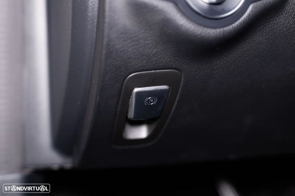 Mercedes-Benz C 300 de T 9G-TRONIC Exclusive - 38