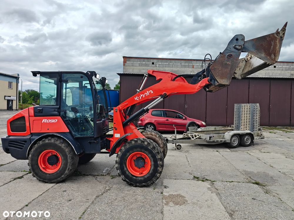 Kubota R090 - 1