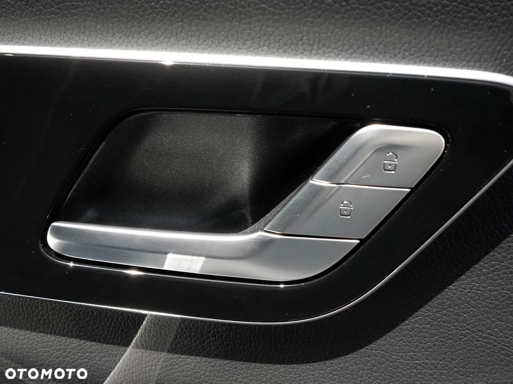 Mercedes-Benz Klasa S 580 e PHEV 4-Matic AMG Line 9G-TRONIC - 29