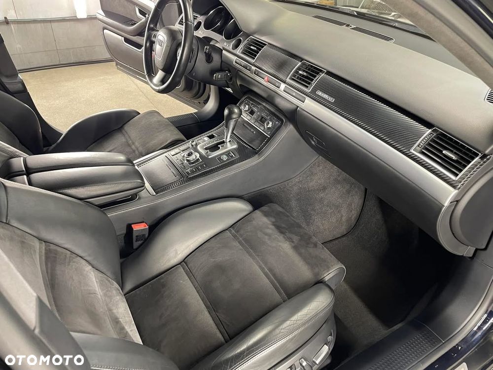 Audi A8 4.2 TDI DPF quattro - 16