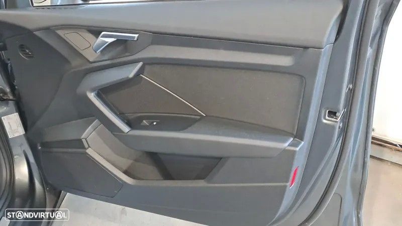 Audi A3 Limousine 30 TDI S line S tronic - 19