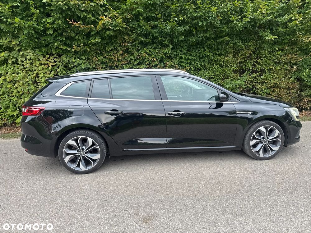 Renault Megane ENERGY dCi 130 Start & Stop Bose Edition - 4