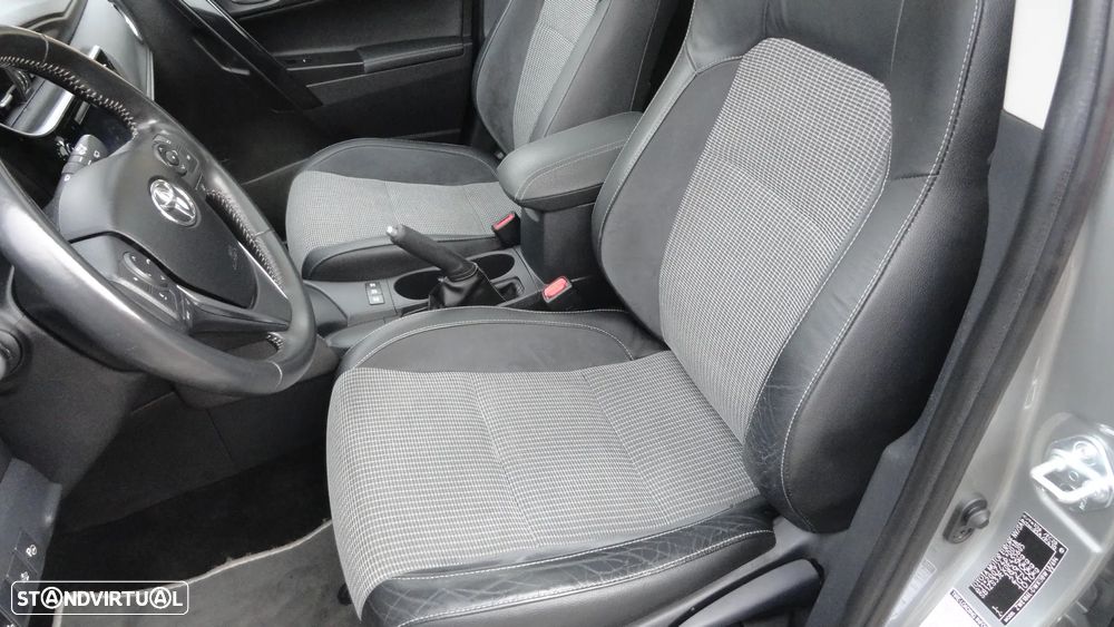 Toyota Auris Touring Sports 1.8 HSD Exclusive +TSS+Navi - 15