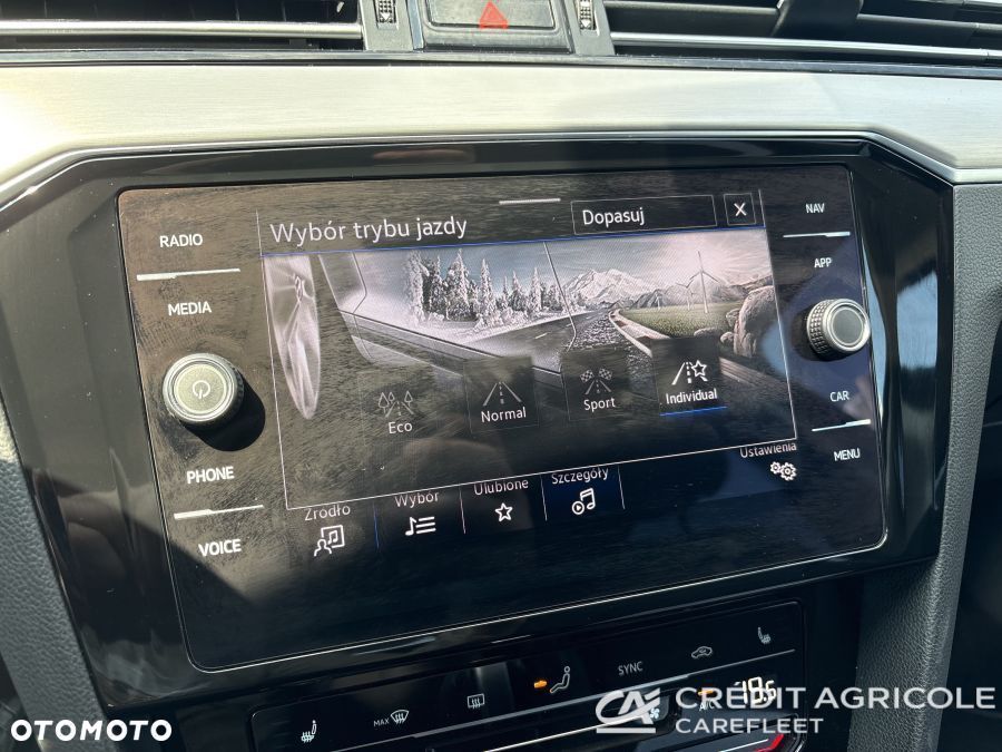 Volkswagen Passat 2.0 TSI Elegance DSG - 32