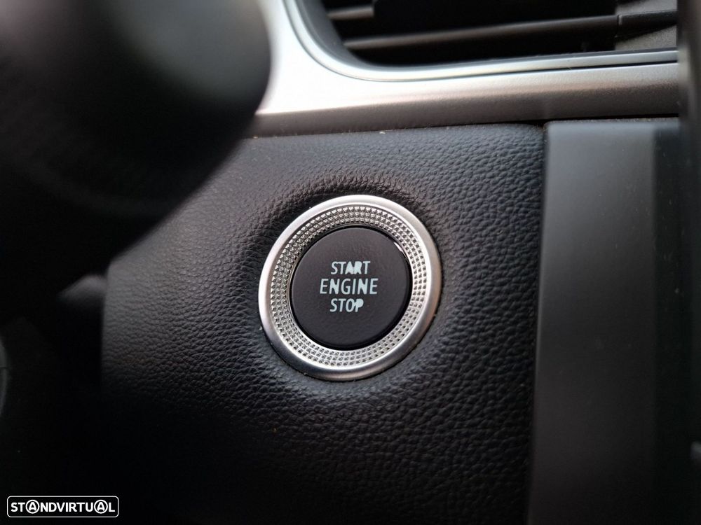 Renault Captur 1.6 E-Tech Intens - 22